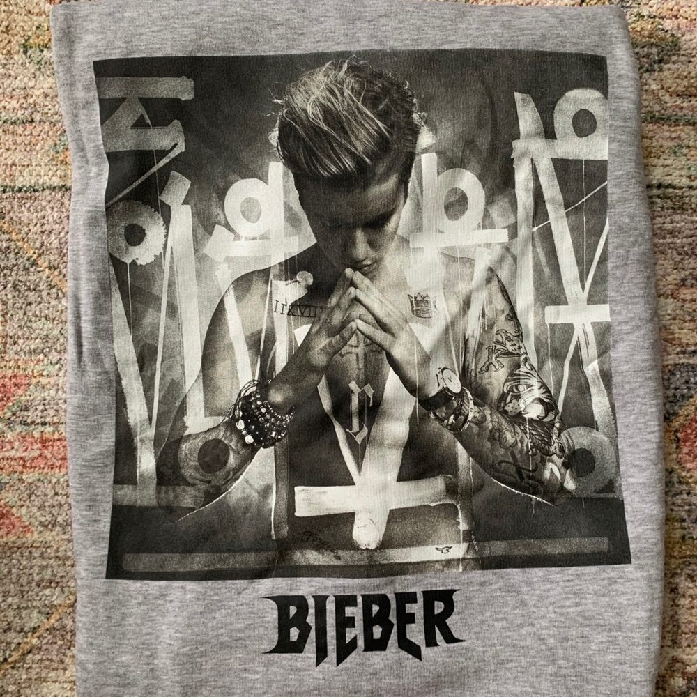 Justin Bieber World Tour Sweatshirt- NWT